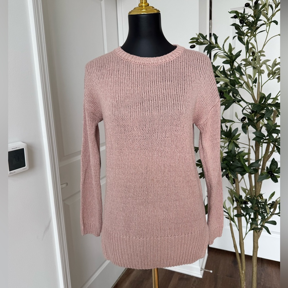 Elegant Blush Crew Neck Sweater‎